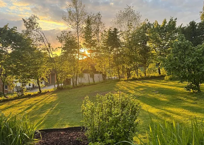 Апартаменты Quite Garden *